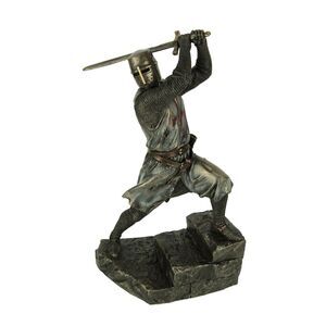 Templar Knight Wielding Double Handed Sword Statue